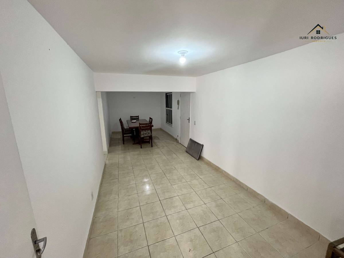 Casa para alugar em Nova Iguaçu, Centro, com 2 quartos - Iuri Rodrigues Imóveis