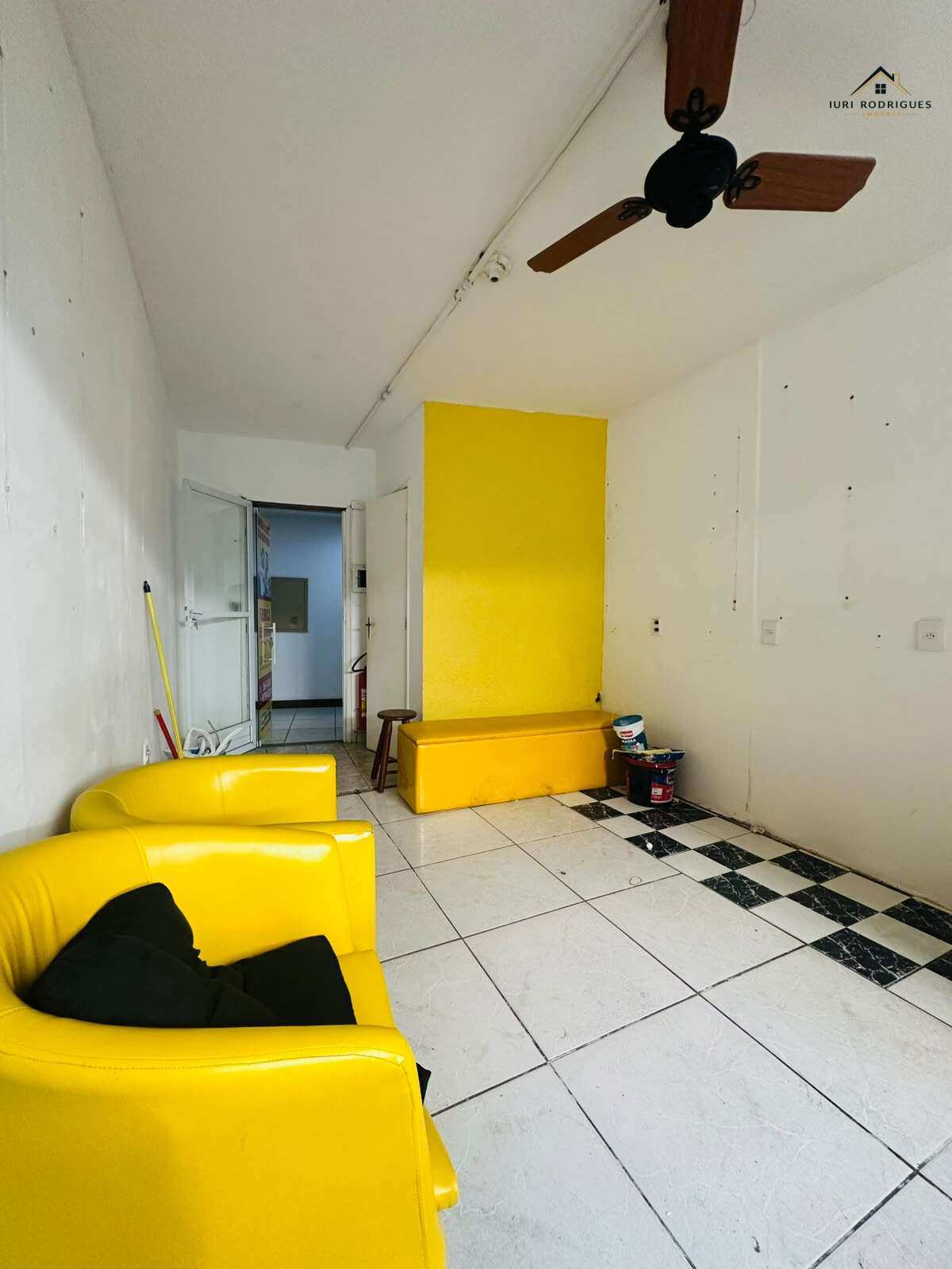 Sala comercial para alugar em Nova Iguaçu, Centro, 15m² - Iuri Rodrigues Imóveis
