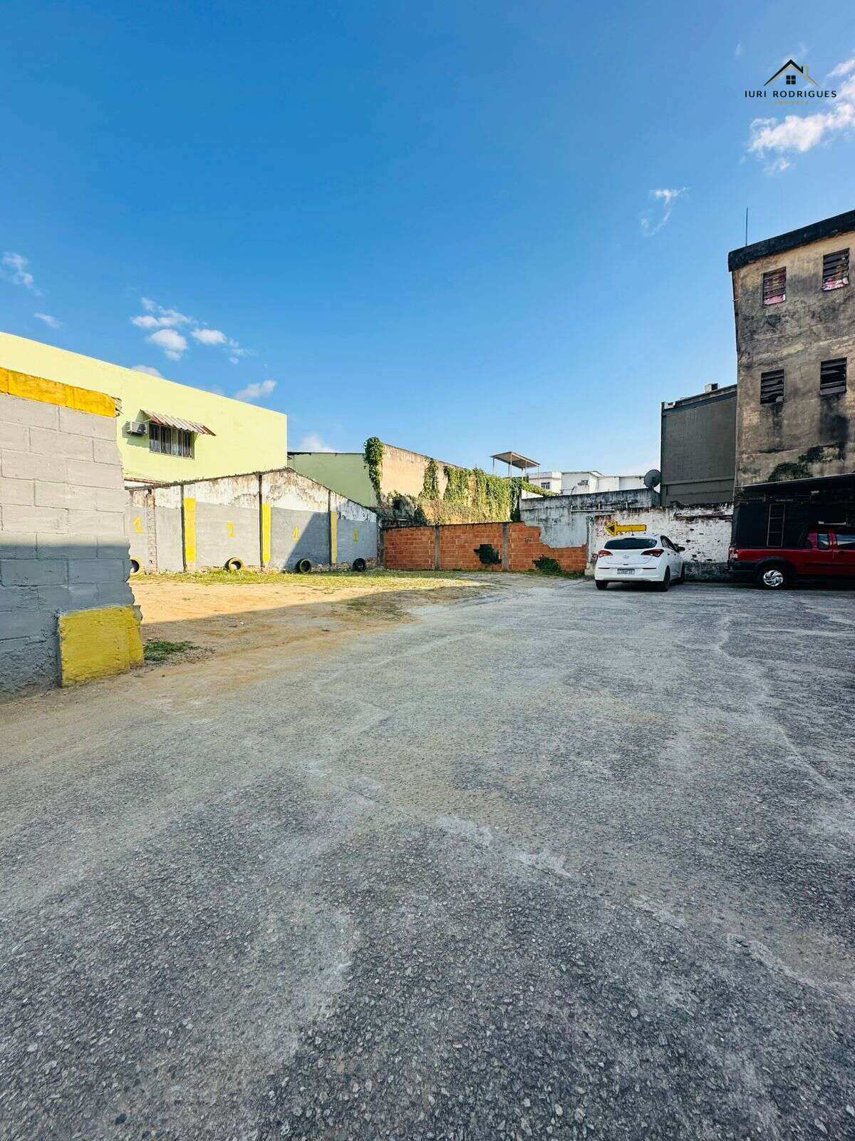 Terreno à venda em Mesquita, Centro, 580m² - Iuri Rodrigues Imóveis