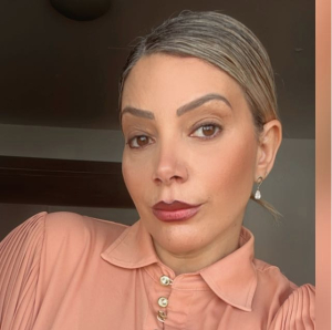 Corretor - Renata Marques